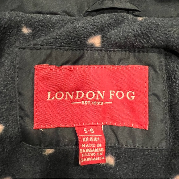 London Fog Navy Blue Girls Winter Coat w/ Heart Accent - Picture 7 of 9